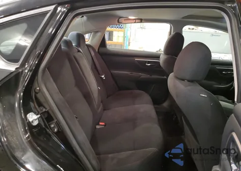 2015 Nissan Altima 2.5 from USA, damaged, VIN 1N4AL3AP6FC149700